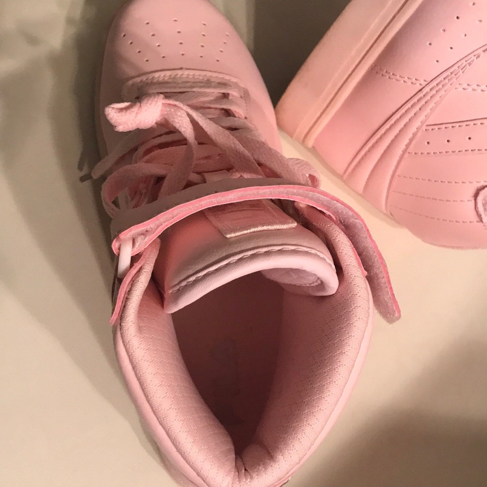Fila Women's Vulc-13-MP Sneakers Shoes - Picture 9 of 16